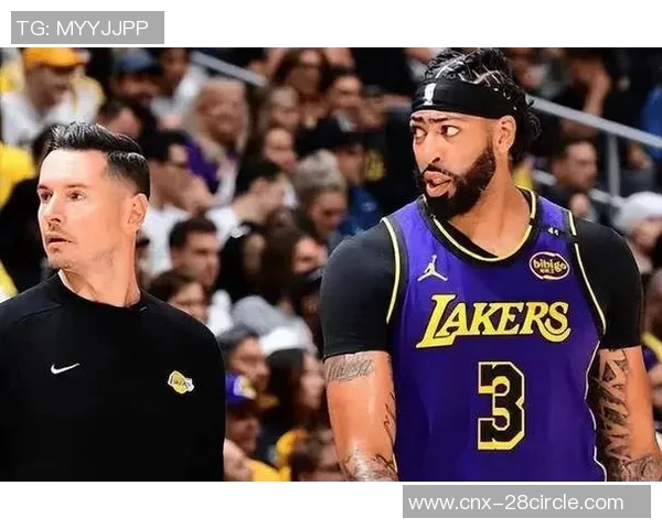 2010年湖人对阵骑士的经典对决回顾与赛季影响分析